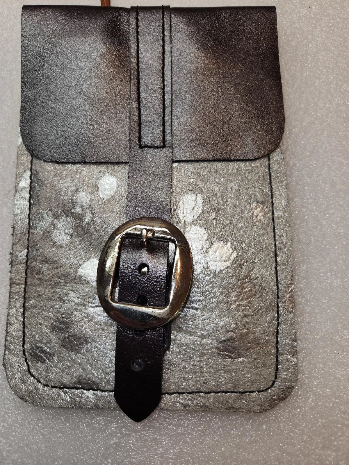 Back Cinch Phone Holder