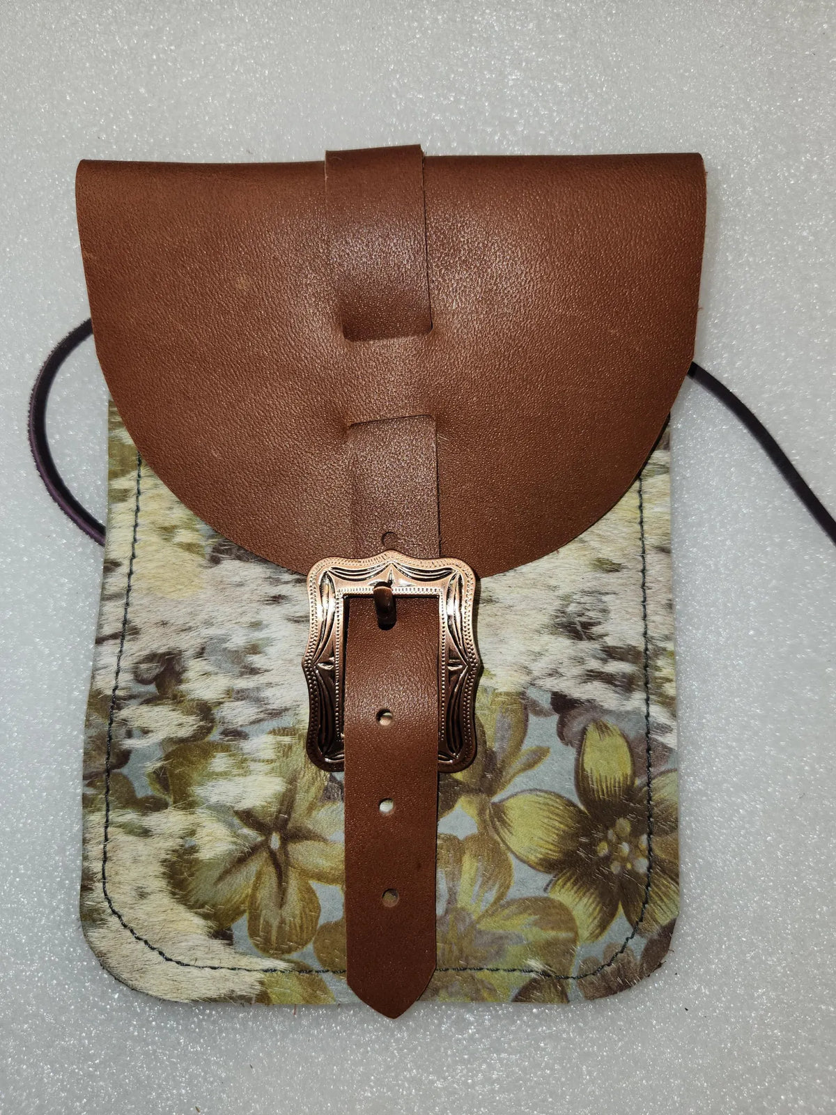 Back Cinch Phone Holder